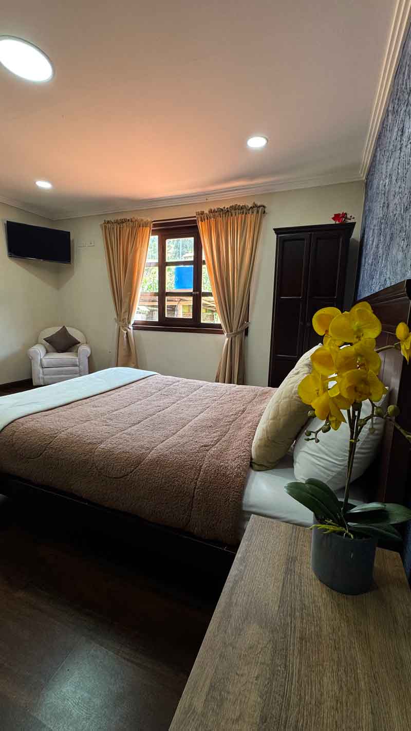 Room with fresh flowers